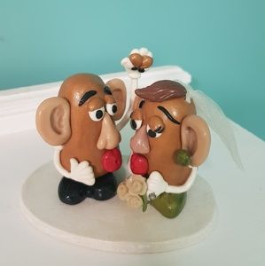 Mr & Mrs Potato Head cake topper